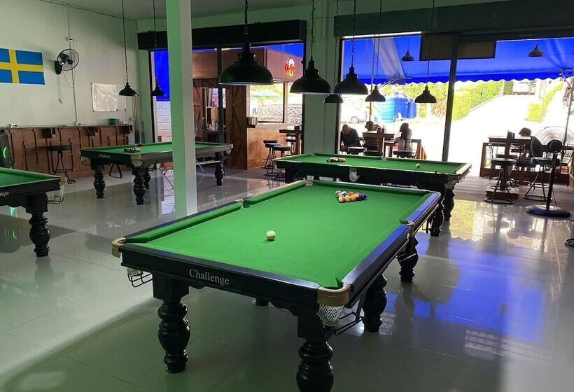 ホテル Karon Studio Apartment