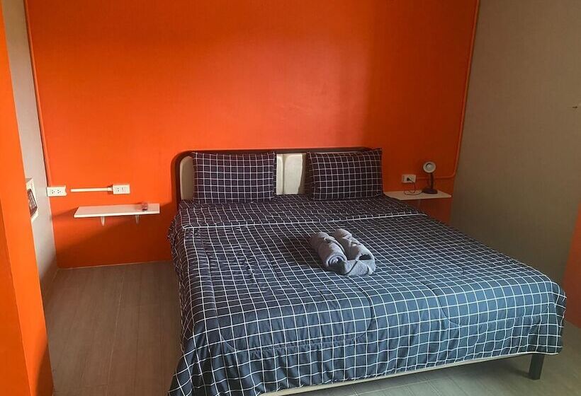 ホテル Karon Studio Apartment