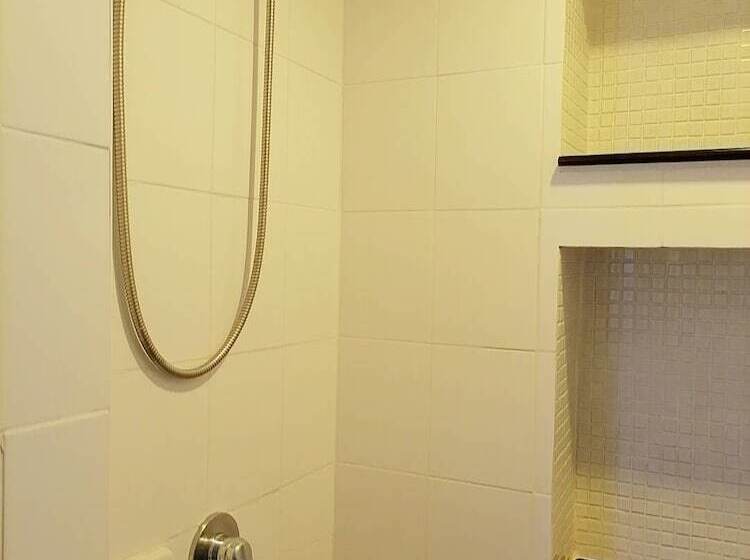 ホテル Karon Studio Apartment