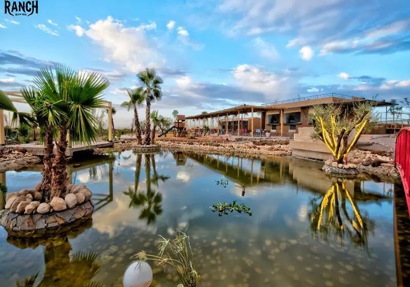 هتل The Ranch