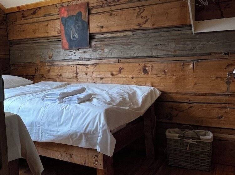 فندق Beaverfoot Lodge