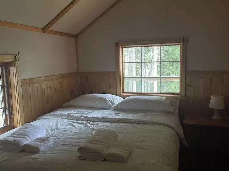 Hotelli Beaverfoot Lodge