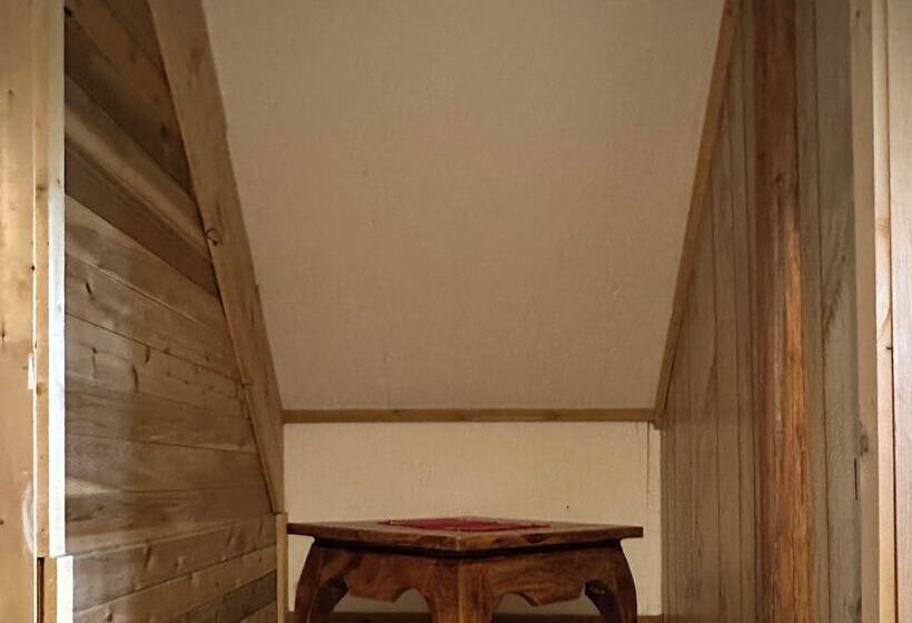 فندق Beaverfoot Lodge