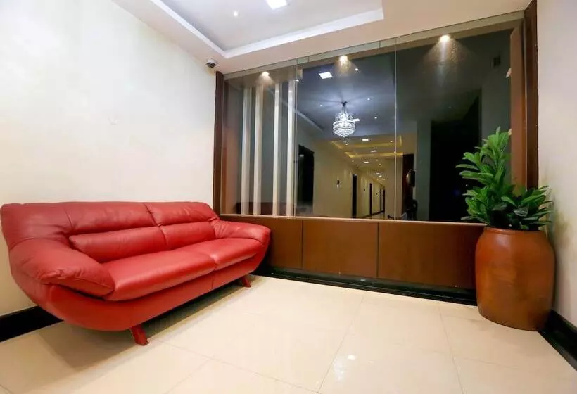 ホテル Blue Pearl Chikmagalur