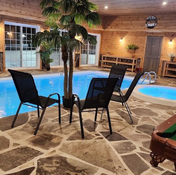 בית מלון כפרי Domaine Riviere Sacacomie