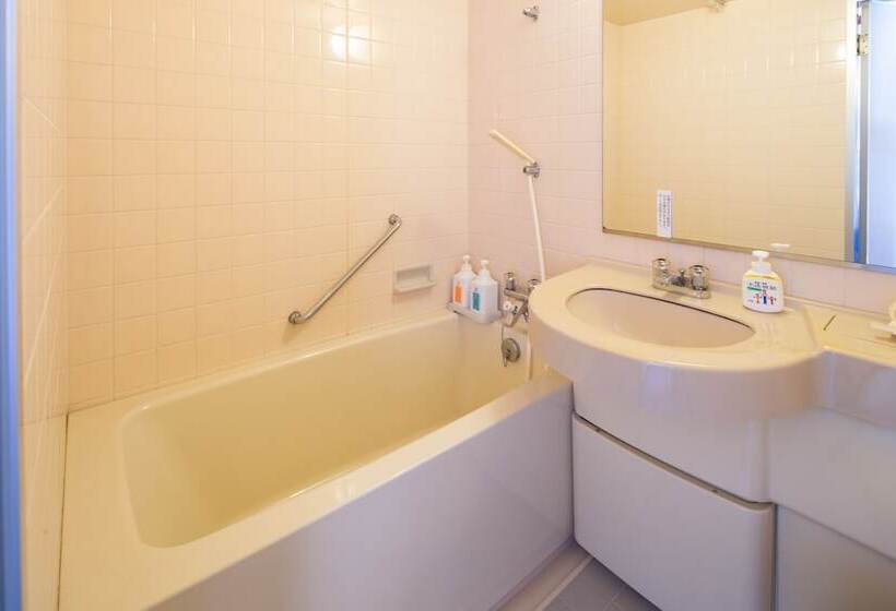 בית מלון כפרי Oyashirazu Kanko