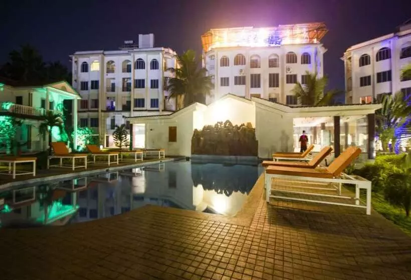 ホテル Span Suites And Villas