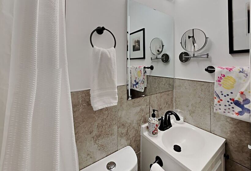 פנסיון Miami Townhouse With Patio Gazebo