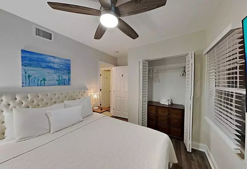 پانسیون Miami Townhouse With Patio Gazebo