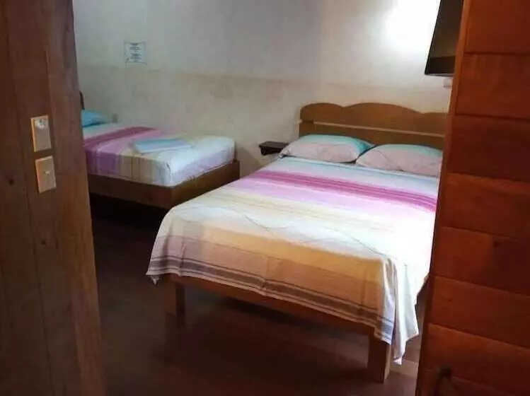 هاستل Hostal Hansi Bocas Town