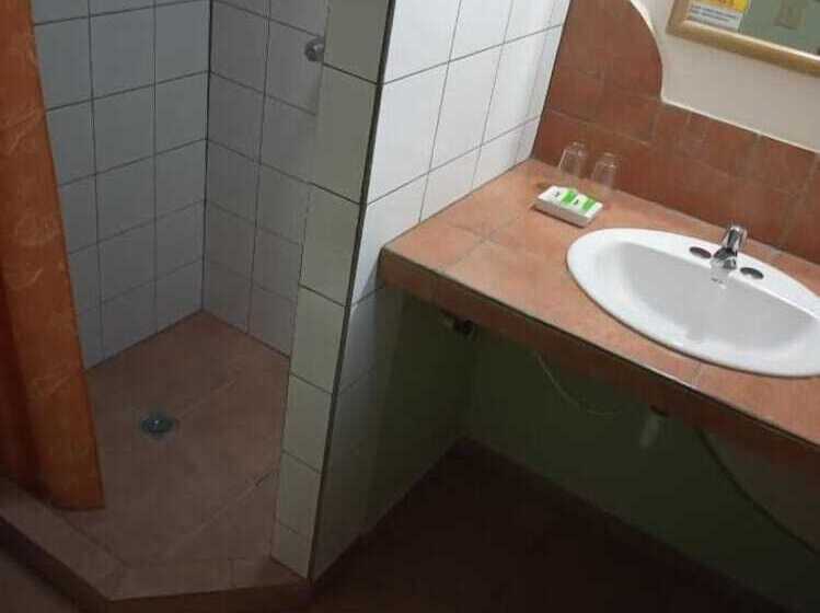 هاستل Hostal Hansi Bocas Town