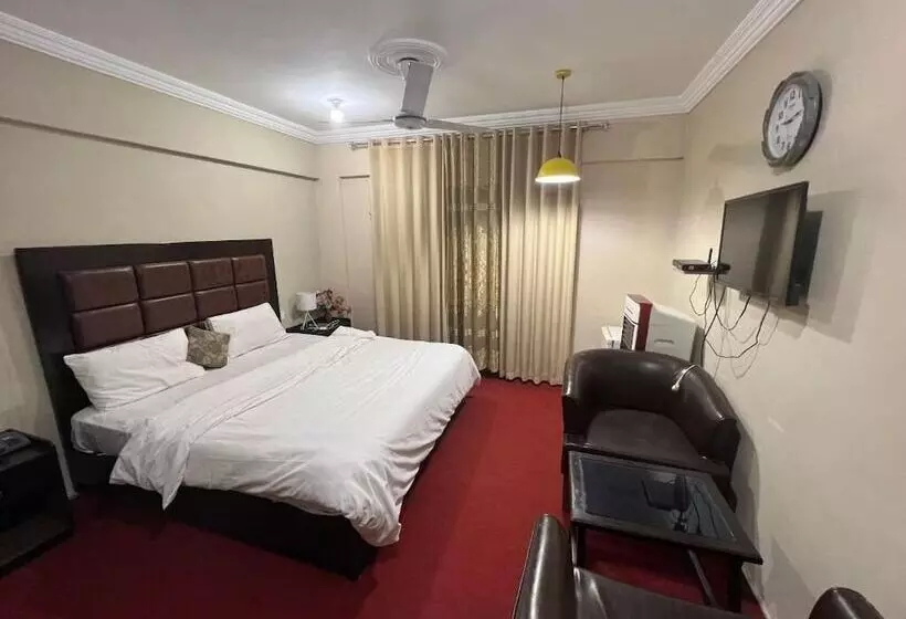 Bottleneck Hotel & Resturant