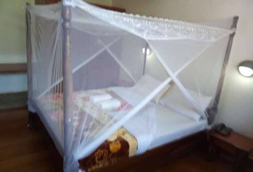 Entebbe Flight Motel