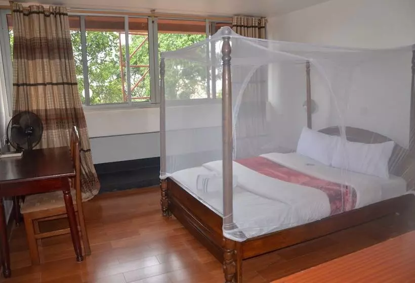 Entebbe Flight Motel