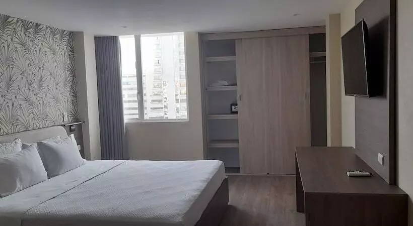 Eslait Hotel & Apartamentos