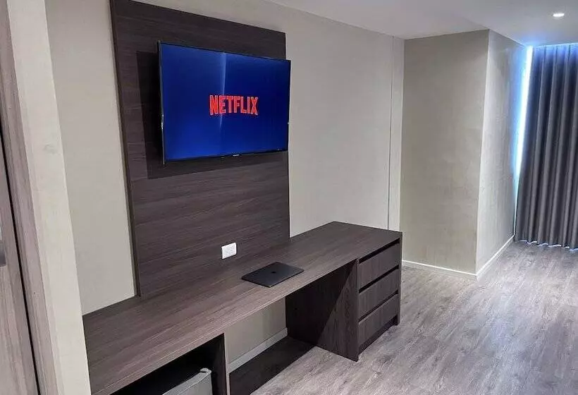 Eslait Hotel & Apartamentos