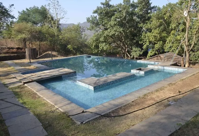 Hotelli Avanti Kalagram