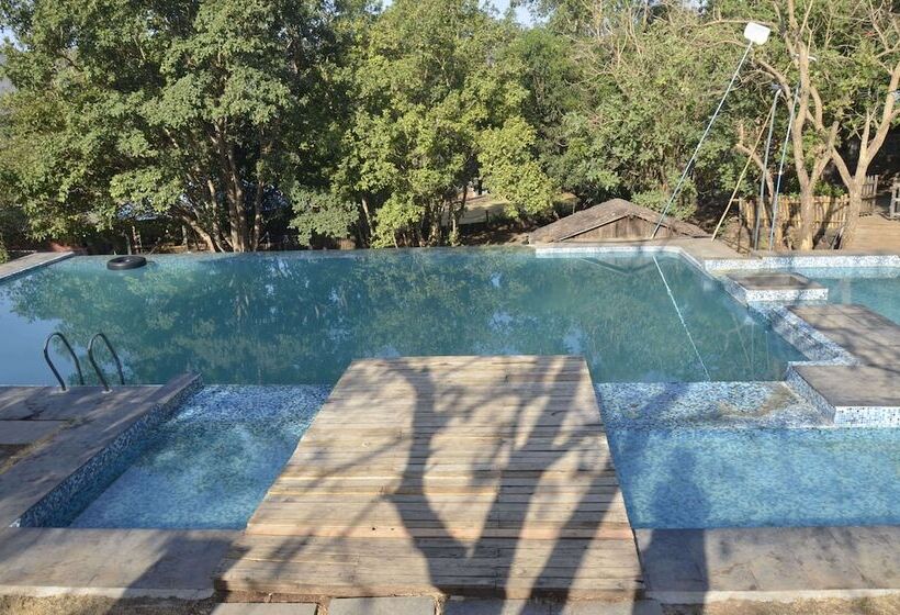 בית מלון כפרי Avanti Kalagram