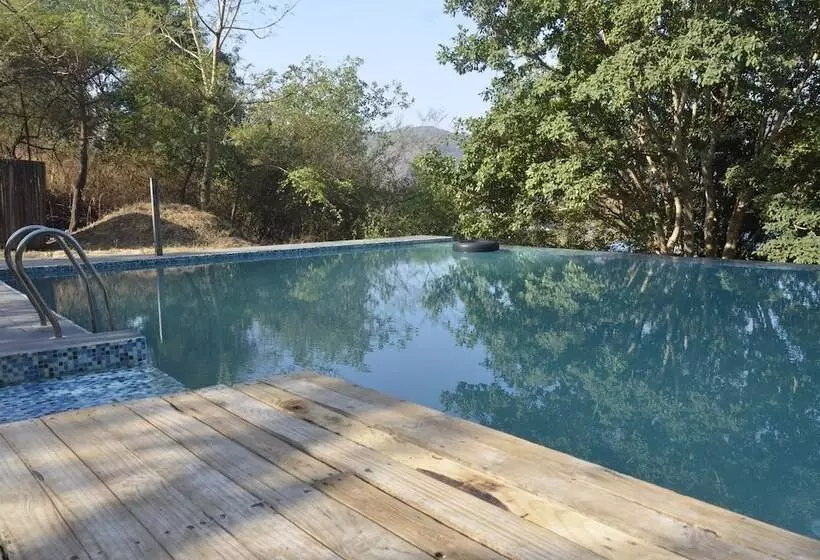 Hotelli Avanti Kalagram