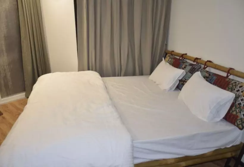 Hotelli Avanti Kalagram