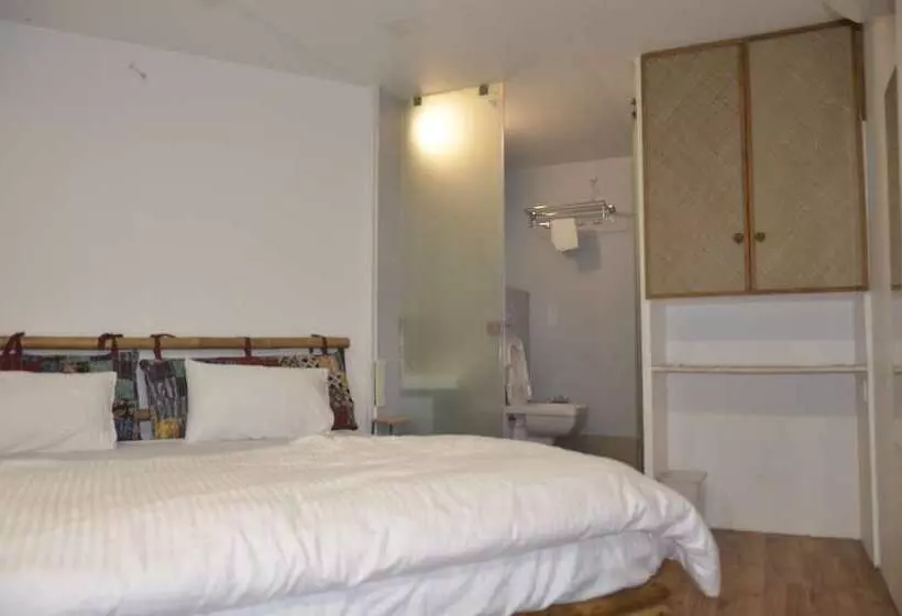 Hotelli Avanti Kalagram