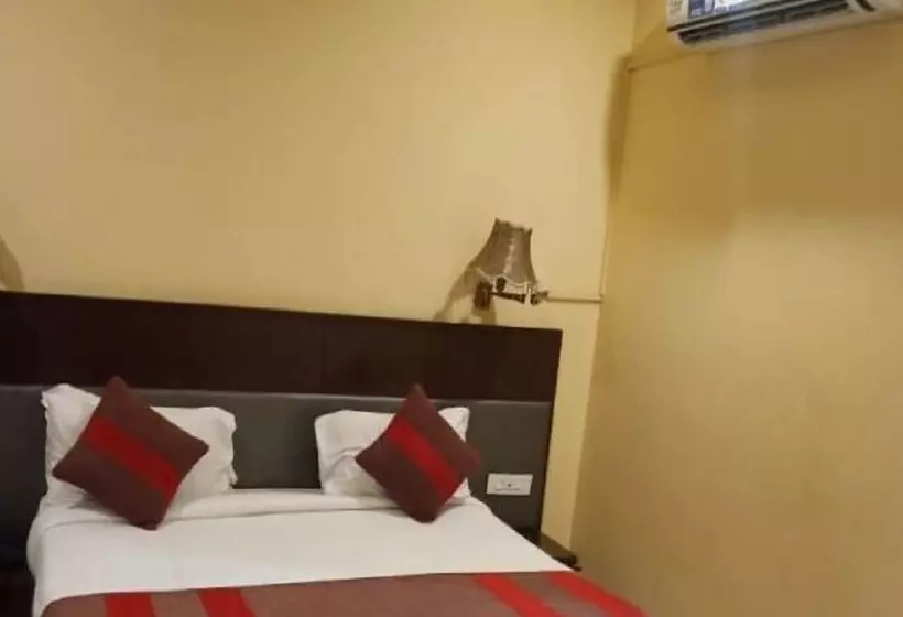 Hotelli Grand 5 Resort