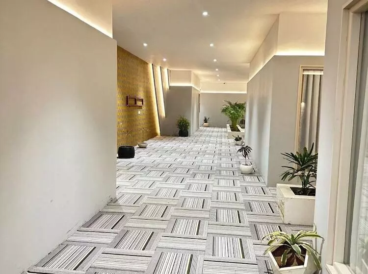 Hotelli Grand 5 Resort