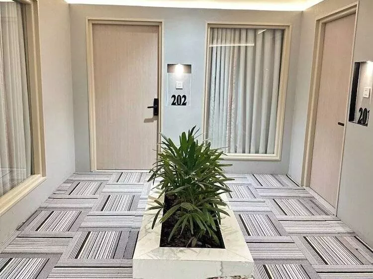 Hotelli Grand 5 Resort