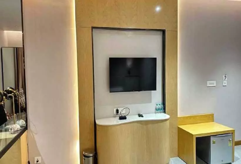 Hotelli Grand 5 Resort