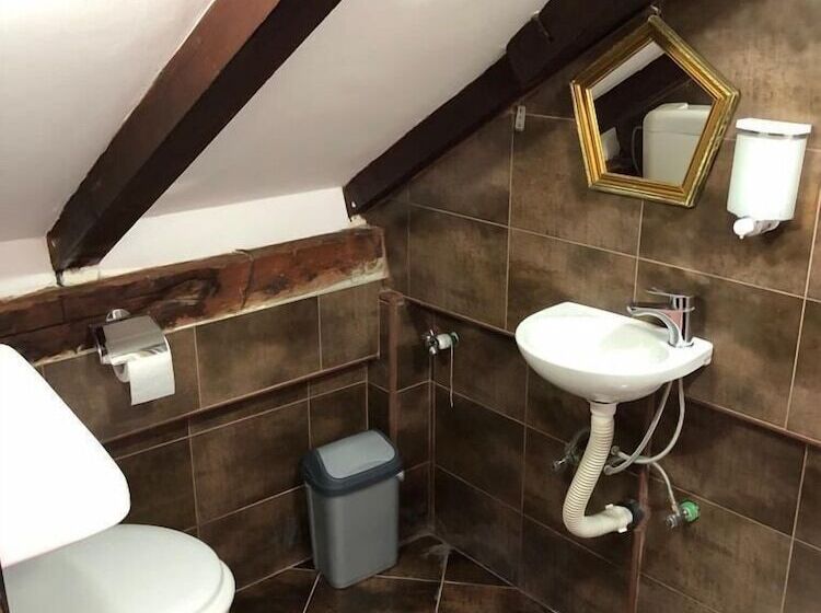 هتل Athos Guesthouse