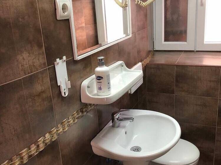 هتل Athos Guesthouse