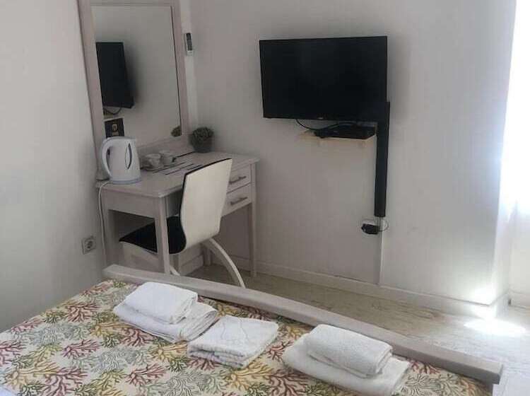 هتل Athos Guesthouse