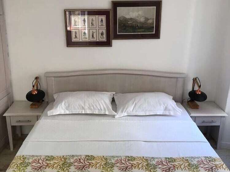 هتل Athos Guesthouse