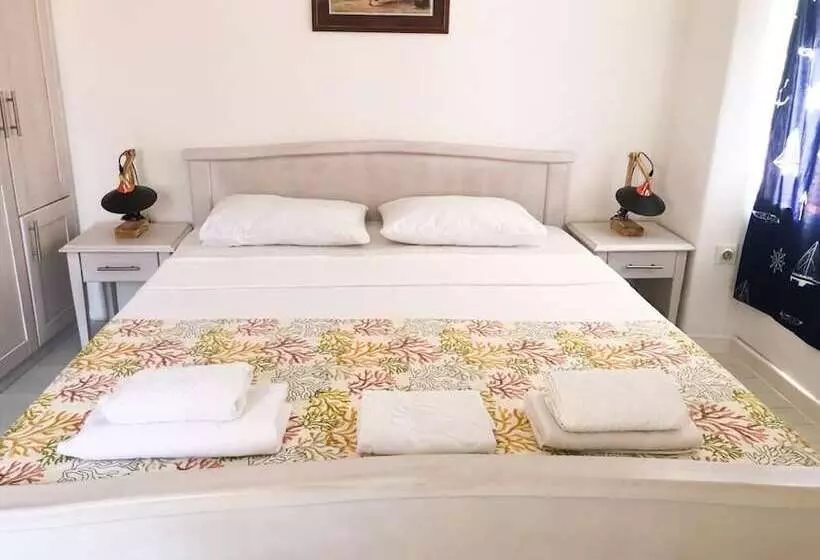 هتل Athos Guesthouse