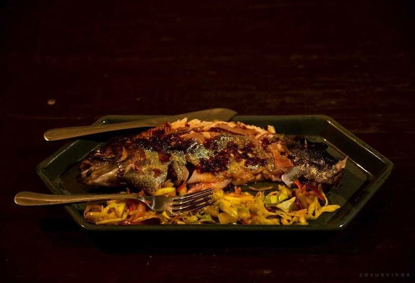 Hotel Himalayan River Garden