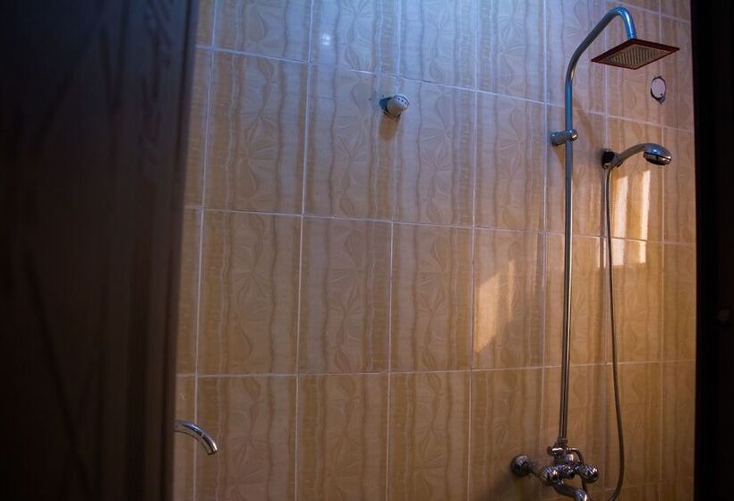 هتل Masbat De Kings