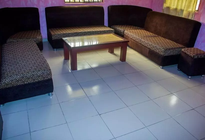 هتل Masbat De Kings