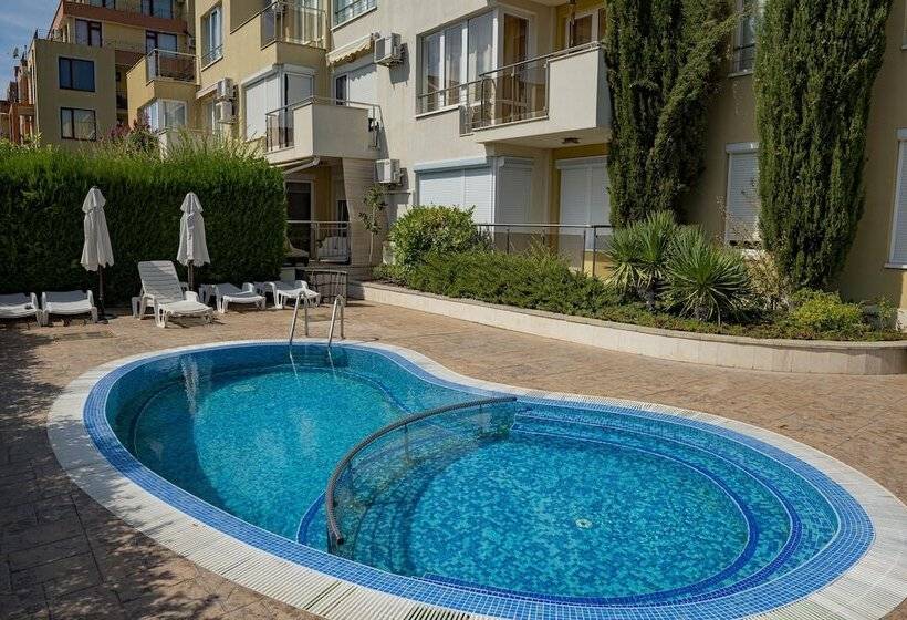 هتل Menada Belle View Apartments