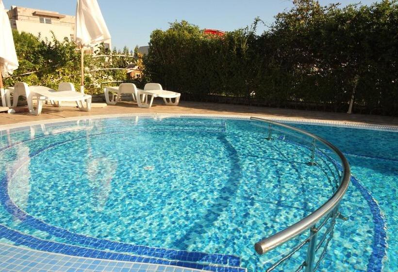 هتل Menada Belle View Apartments