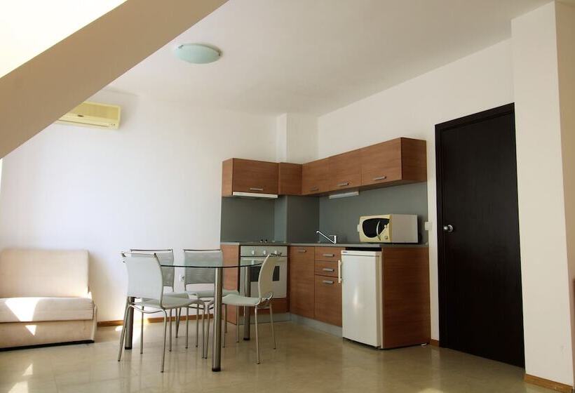 هتل Menada Belle View Apartments