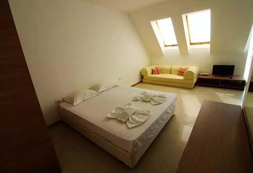 هتل Menada Belle View Apartments
