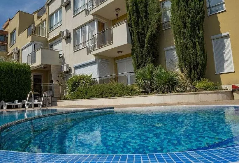 هتل Menada Belle View Apartments
