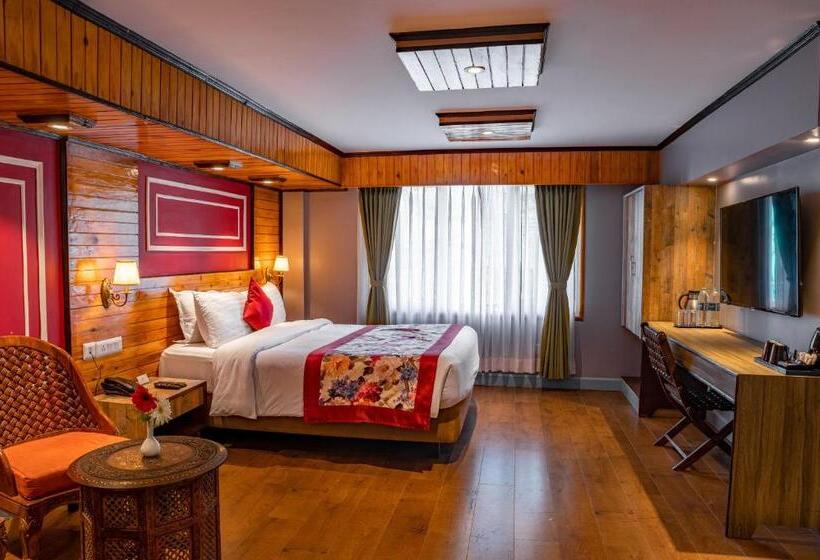 Hotelli Mount Conifer Suites & Spa