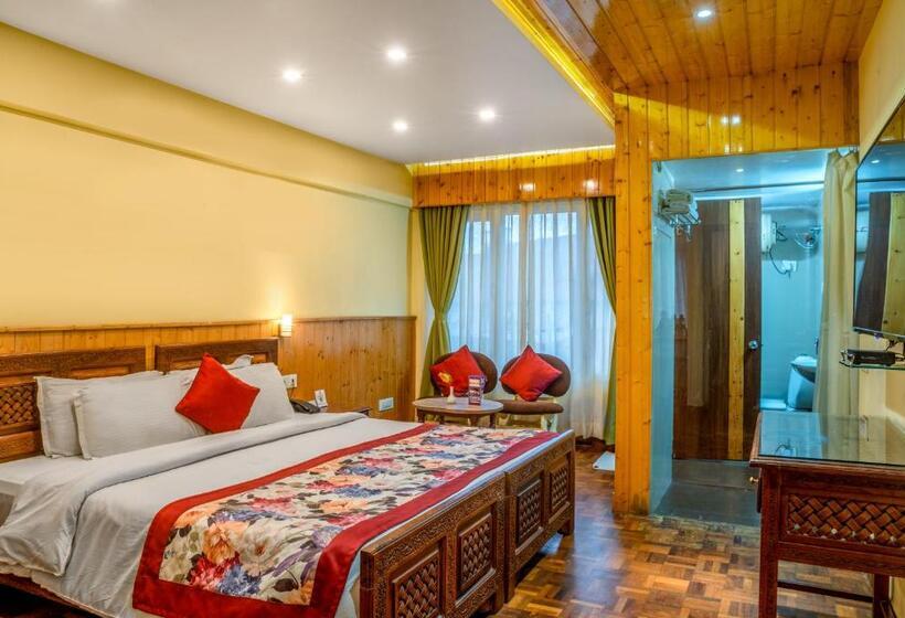 Hotelli Mount Conifer Suites & Spa