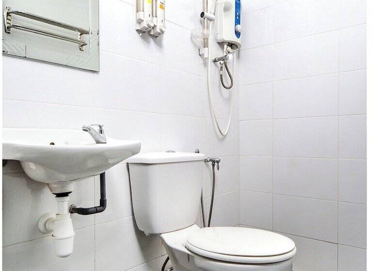 Hotel Collection O 88