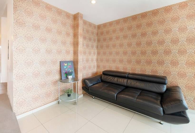 Hotel Collection O 88