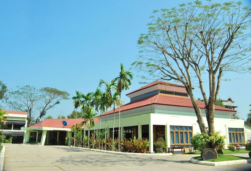 هتل One Myanmar Resort Pathein