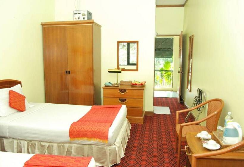 هتل One Myanmar Resort Pathein