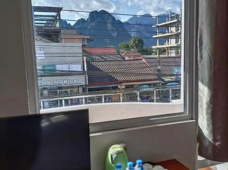 Hotelli Vang Vieng Central