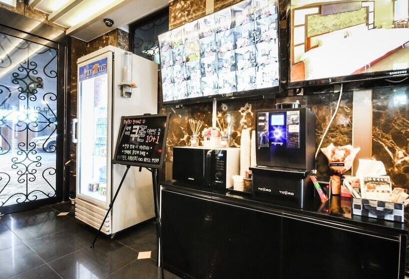 Motel Jinju Hotel Beach